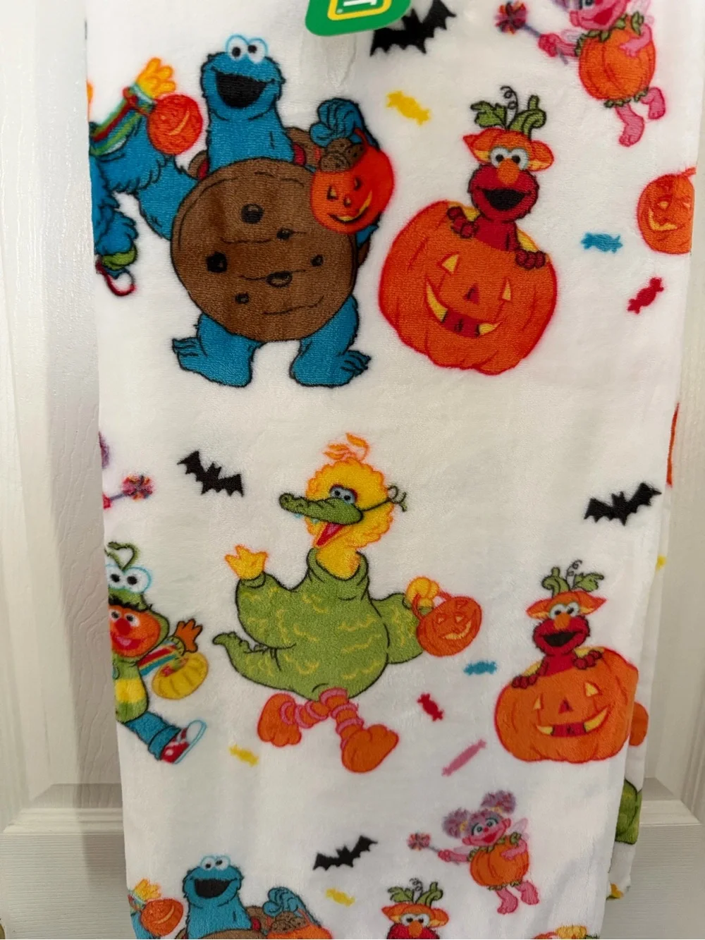 New Sesame Street Halloween blanket 50x60